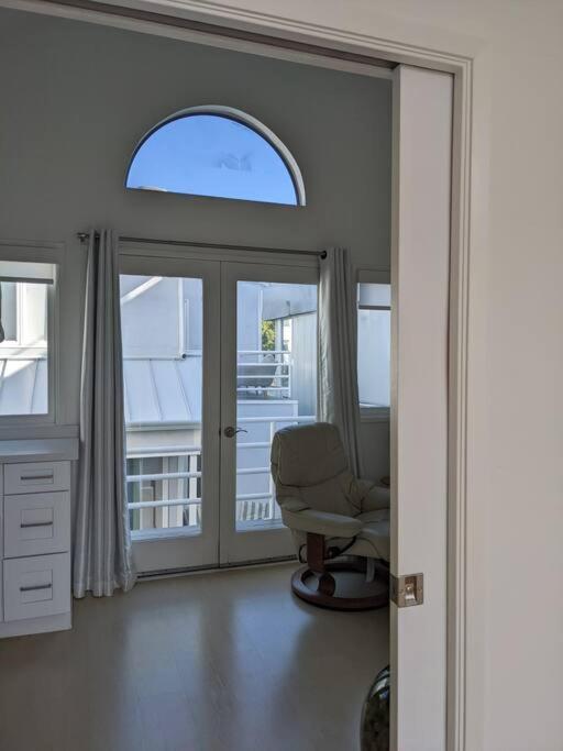 Venice Canals & Beach Guest House Лос Анджелис Екстериор снимка