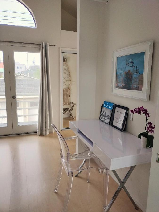 Venice Canals & Beach Guest House Лос Анджелис Екстериор снимка